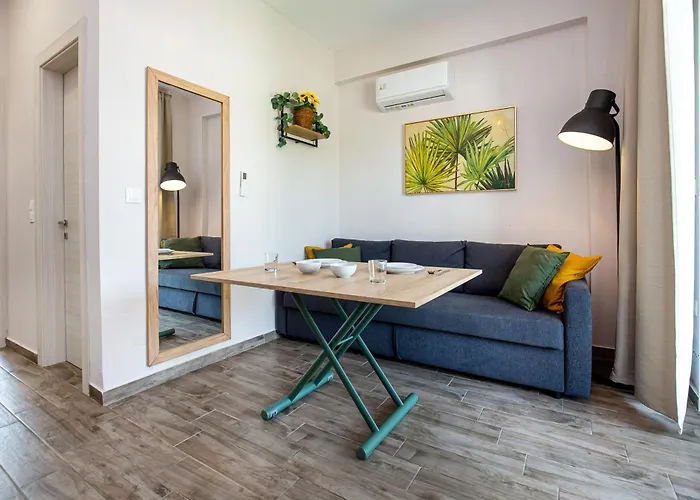 Ethra T * Szkála Rahoníu